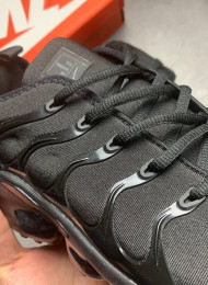 Кроссовки Nike VaporMax Plus All Black живое фото 3