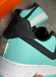 Кроссовки Nike Air Force 1 Low Tiffany & Co 1837 Mint живое фото 4